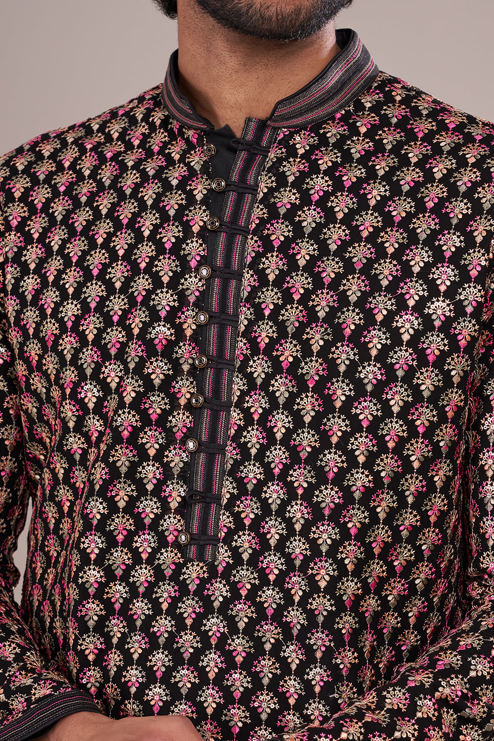 Black Silk Blend Men's Kurta Set with Floral Work