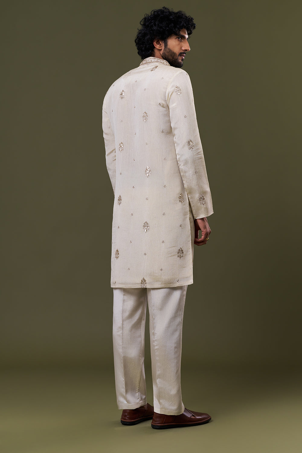 Ivory Polyester Cotton Resham Zari Embellished Kurta Set