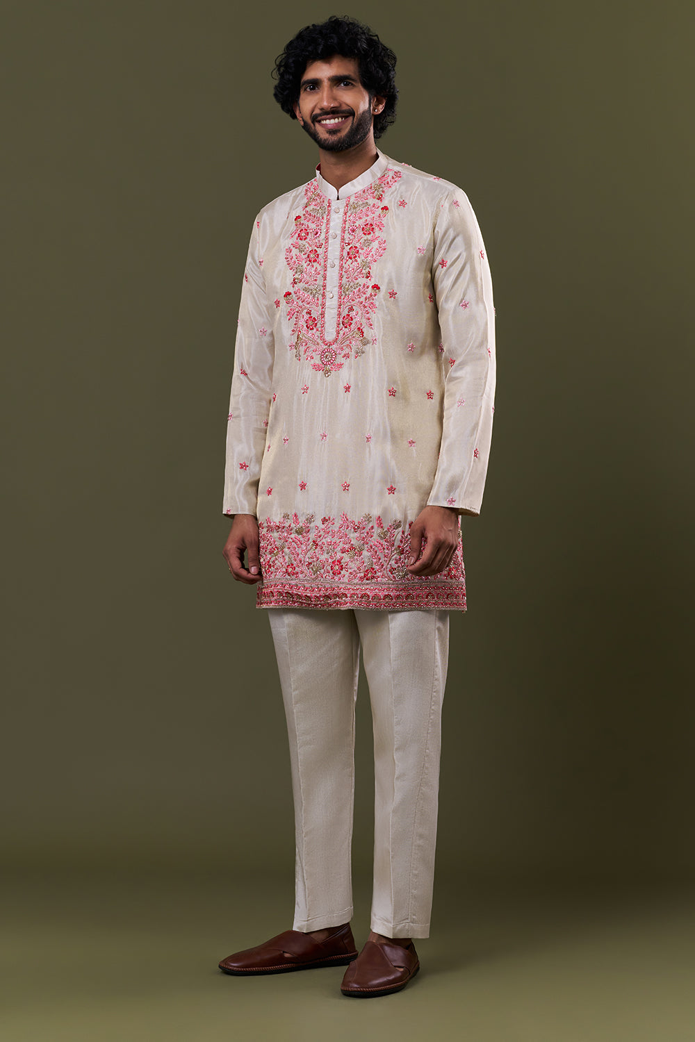 Light Gold Shimmer Georgette Floral Resham Embellished Kurta Set