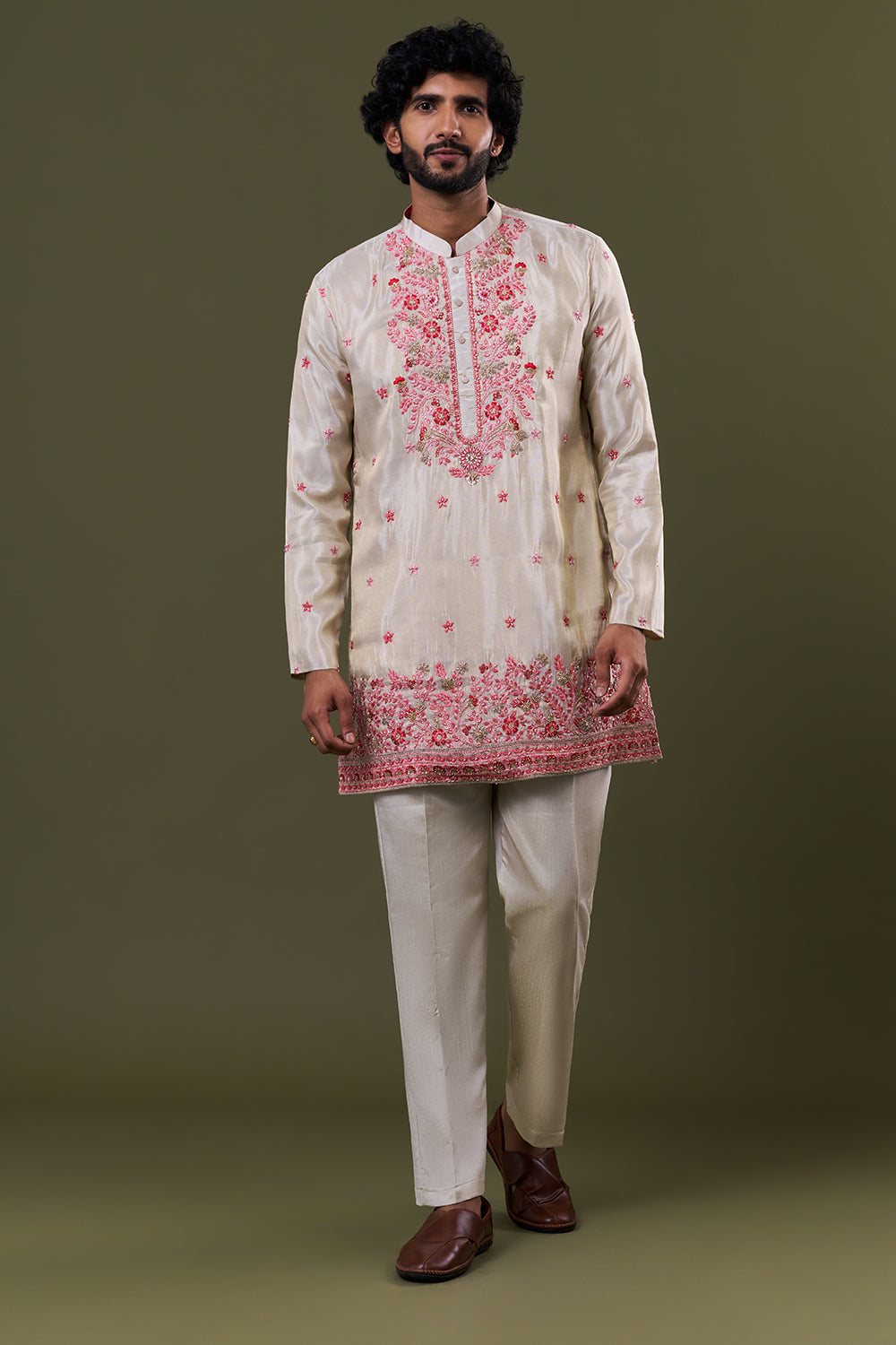 Light Gold Shimmer Georgette Floral Resham Embellished Kurta Set