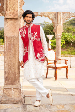 Red & White Silk Koti Set With Thread And Resham Embroidery