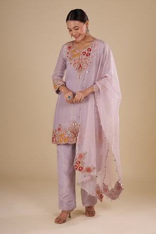 Lilac Silk Blend Kurta Pant Set with Colourful Bead Accents